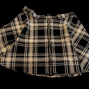 Black and white Hot Topic skirt XL